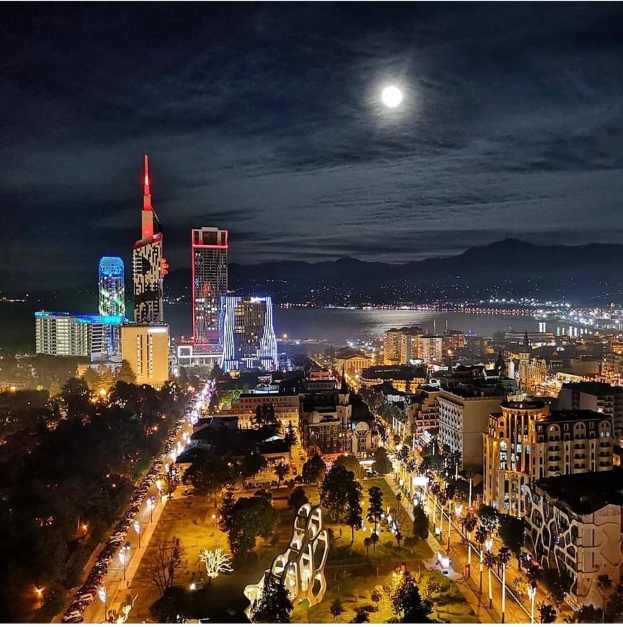 Hotel Black Sea Luxury Towers à Batoumi Extérieur photo