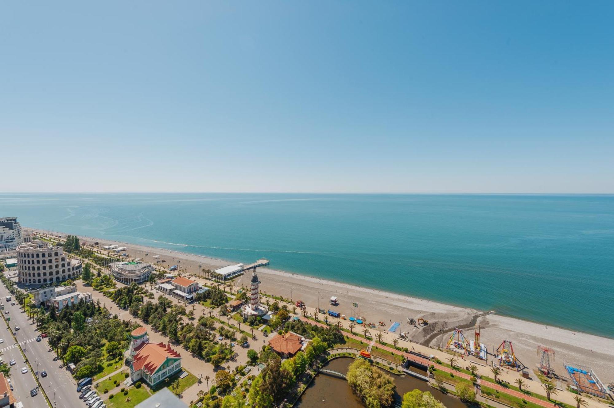 Hotel Black Sea Luxury Towers à Batoumi Extérieur photo