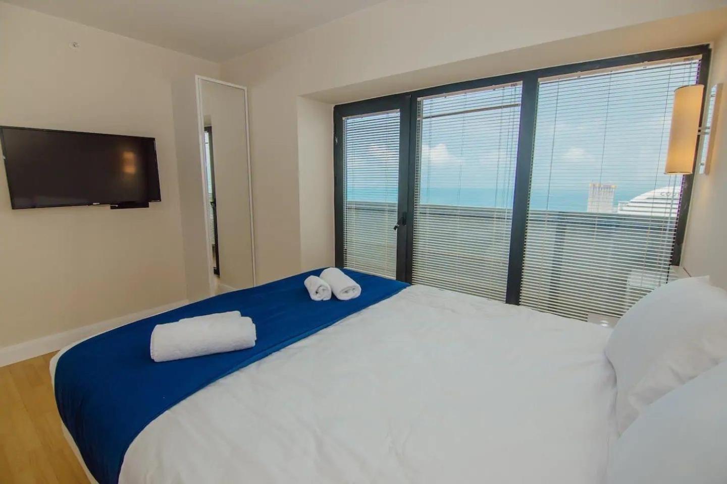 Hotel Black Sea Luxury Towers à Batoumi Extérieur photo